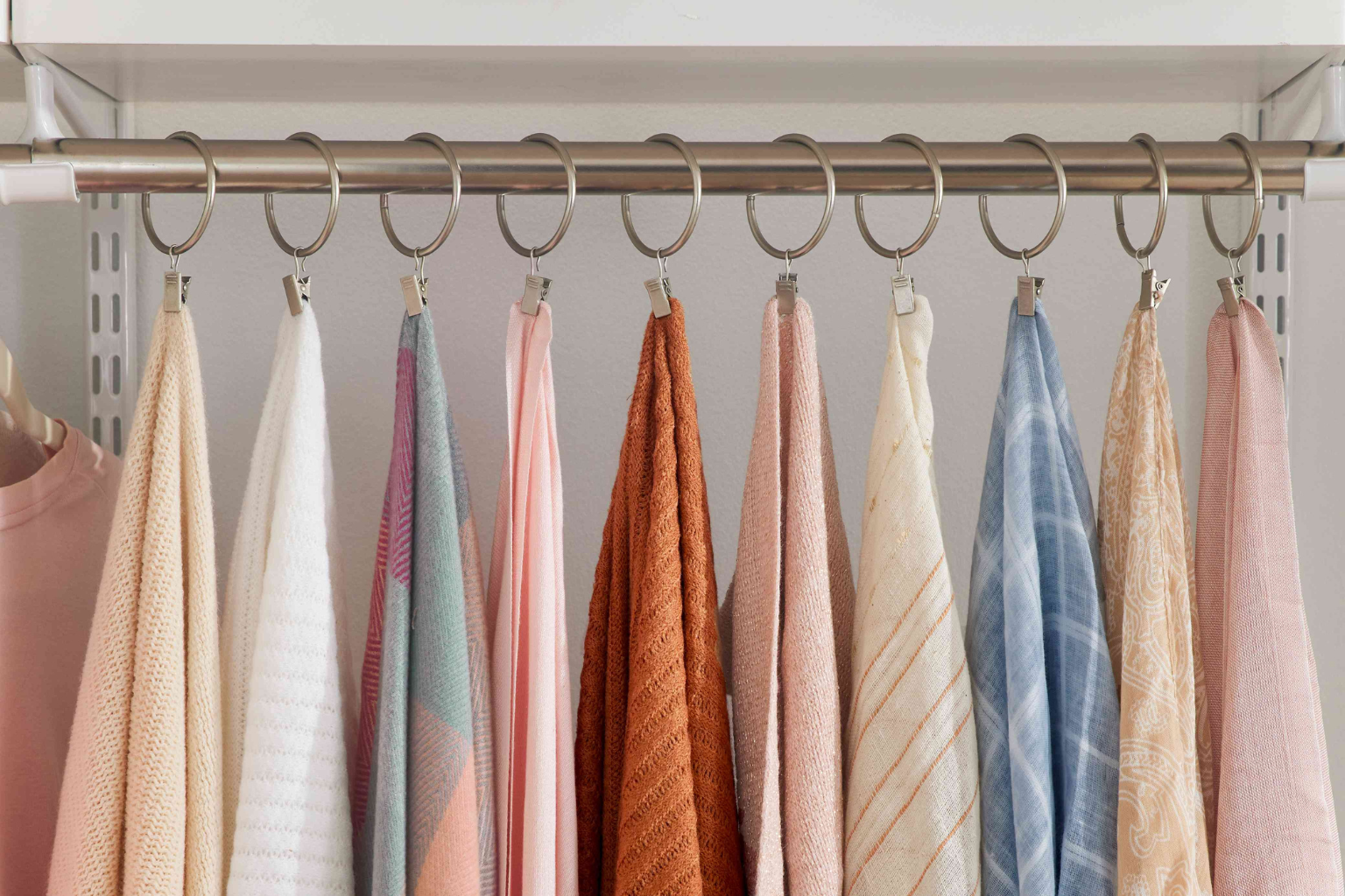 Why Every Woman Should Have a Pashmina Shawl in Her Closet