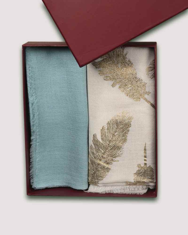 White Fine Wool Foil Print Stole & Blue Fine Wool Diamond Weave Muffler Combo